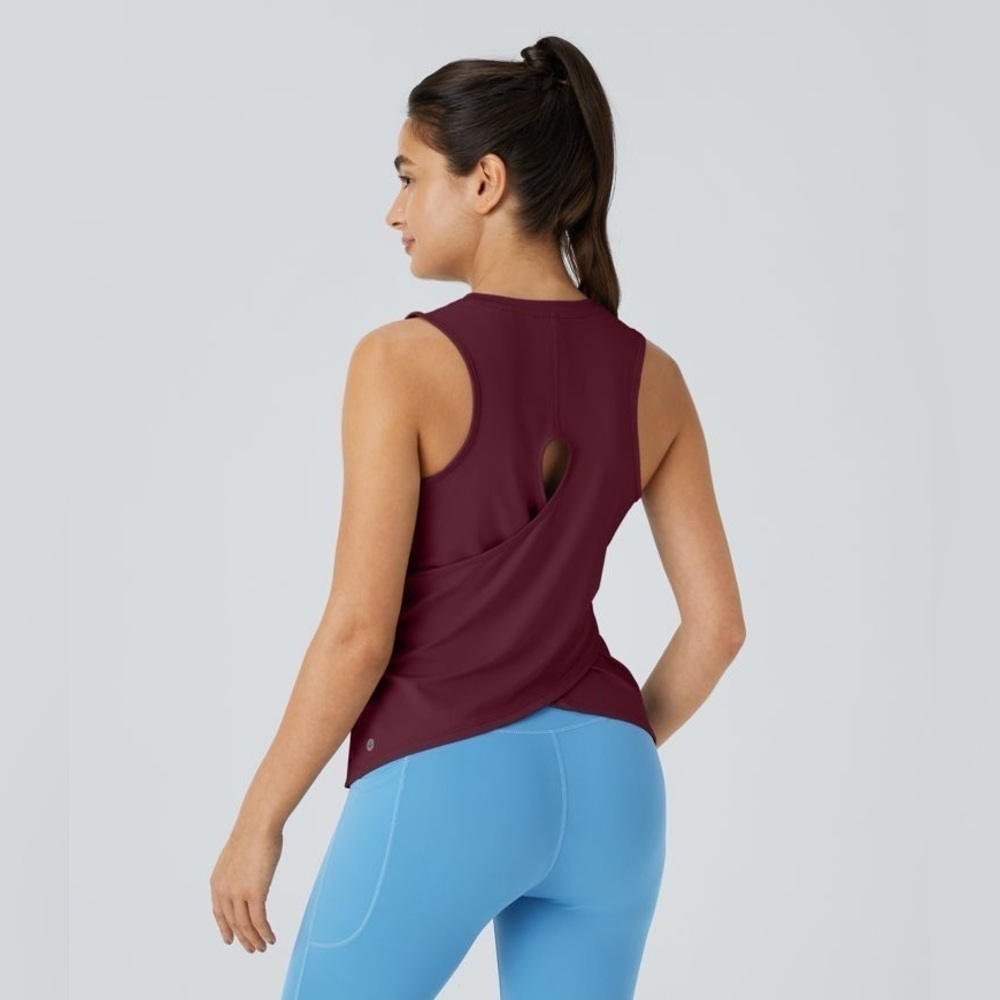 Halara Cut Out Crossover Hem Solid Yoga Tank Top